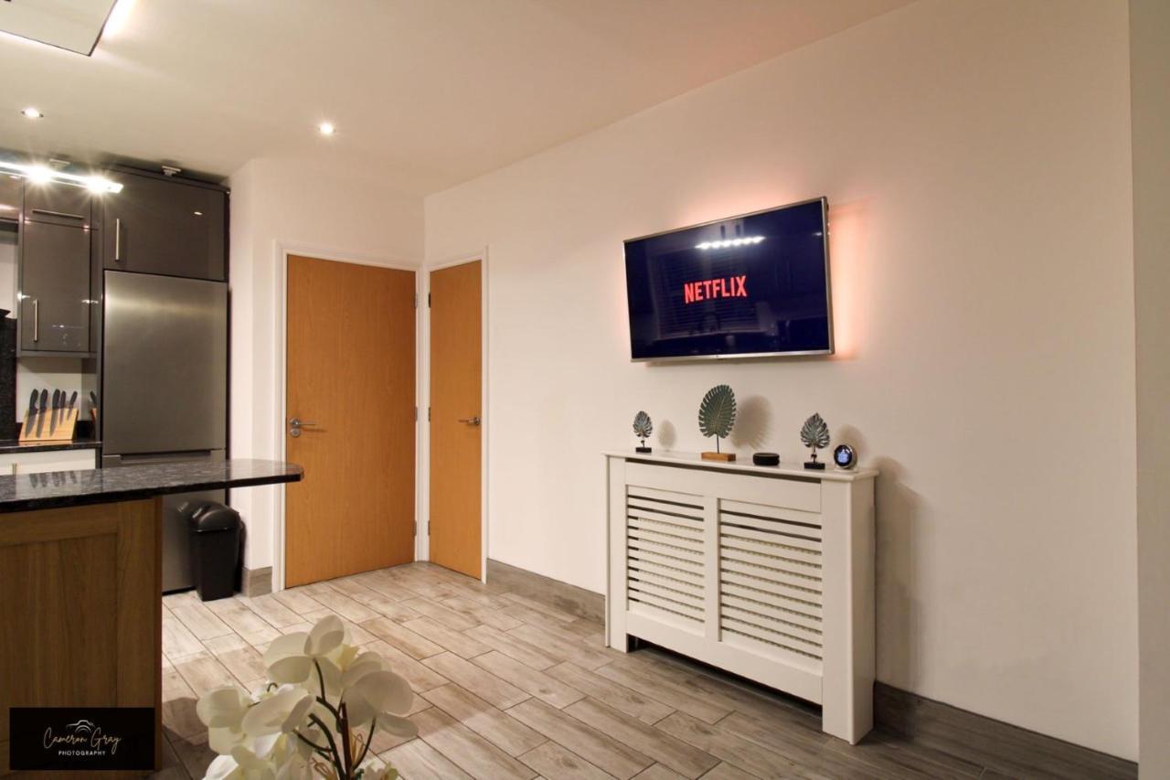 Nice 2 Bed House, Office, Wi-Fi, Free Parking 벨파스트 외부 사진